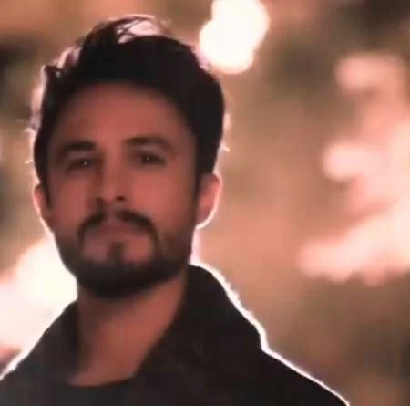 دانلود آهنگ باز باران میزند در سنگ فرش این خیابان راغب Mp3 دانلود آهنگ باز باران میزند در سنگ فرش این خیابان راغب Mp3