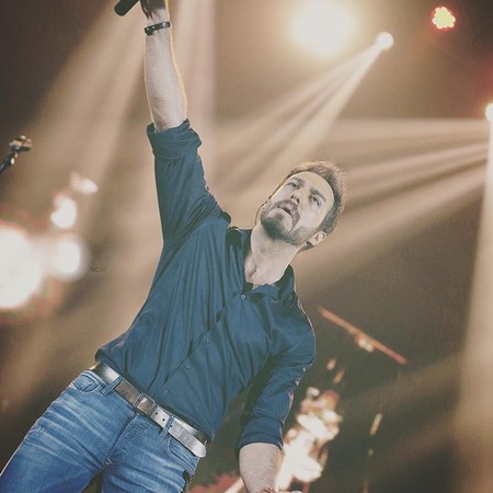 دانلود آهنگ هستی و همیشه روی قله هایی مث برفی روی شونه ی دماوند رستاک Mp3 دانلود آهنگ هستی و همیشه روی قله هایی مث برفی روی شونه ی دماوند رستاک Mp3