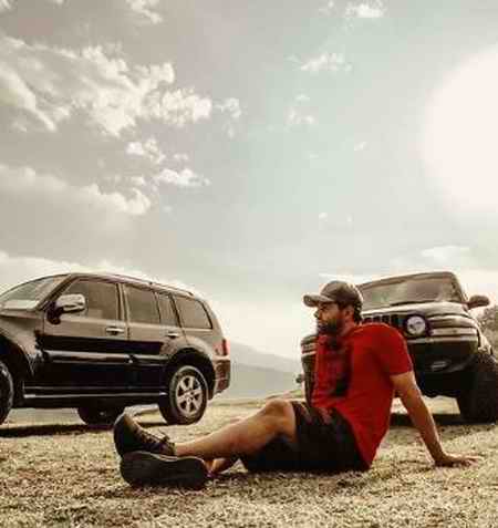 دانلود آهنگ باز غصه توی قلبم لونه کرده رضا بهرام Mp3