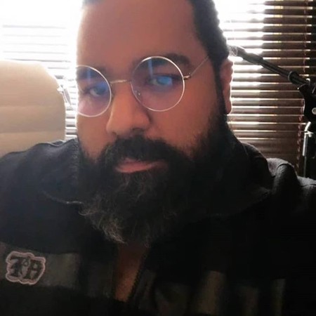 دانلود آهنگ این کوچه ها بارونو زیبا کرده هر بار من با توام حس میکنم تو آسمونم رضا صادقی Mp3