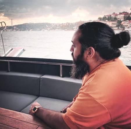 دانلود آهنگ آدما بعد تو کمک کردن رفتنت خیلی زود باور شه روزبه نعمت الهی Mp3 دانلود آهنگ آدما بعد تو کمک کردن رفتنت خیلی زود باور شه روزبه نعمت الهی Mp3