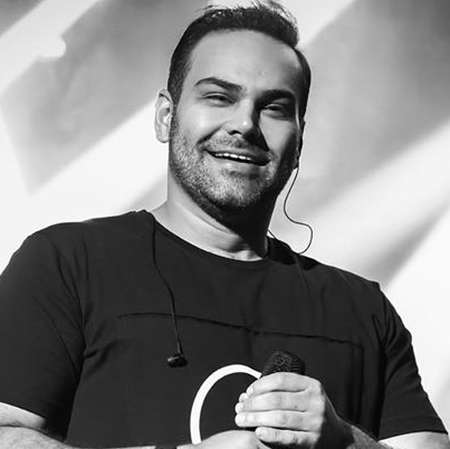 دانلود آهنگ عشق دورم تا تو هستی من صبورم کوهم اما پیش چشمات بی غرورم سیامک عباسی Mp3 دانلود آهنگ عشق دورم تا تو هستی من صبورم کوهم اما پیش چشمات بی غرورم سیامک عباسی Mp3