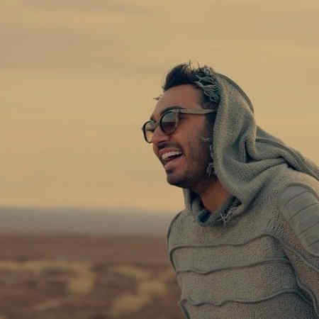 دانلود آهنگ دیگه از من دوره دستایی که کل دنیام بوده داره در میره همش از کوره سینا درخشنده Mp3 دانلود آهنگ دیگه از من دوره دستایی که کل دنیام بوده داره در میره همش از کوره سینا درخشنده Mp3