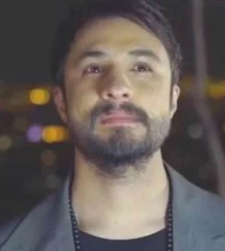 دانلود آهنگ از تو دورم نمیدونی که چه سخته تا بخوام از تو و دنیا بخونم راغب Mp3 دانلود آهنگ از تو دورم نمیدونی که چه سخته تا بخوام از تو و دنیا بخونم راغب Mp3